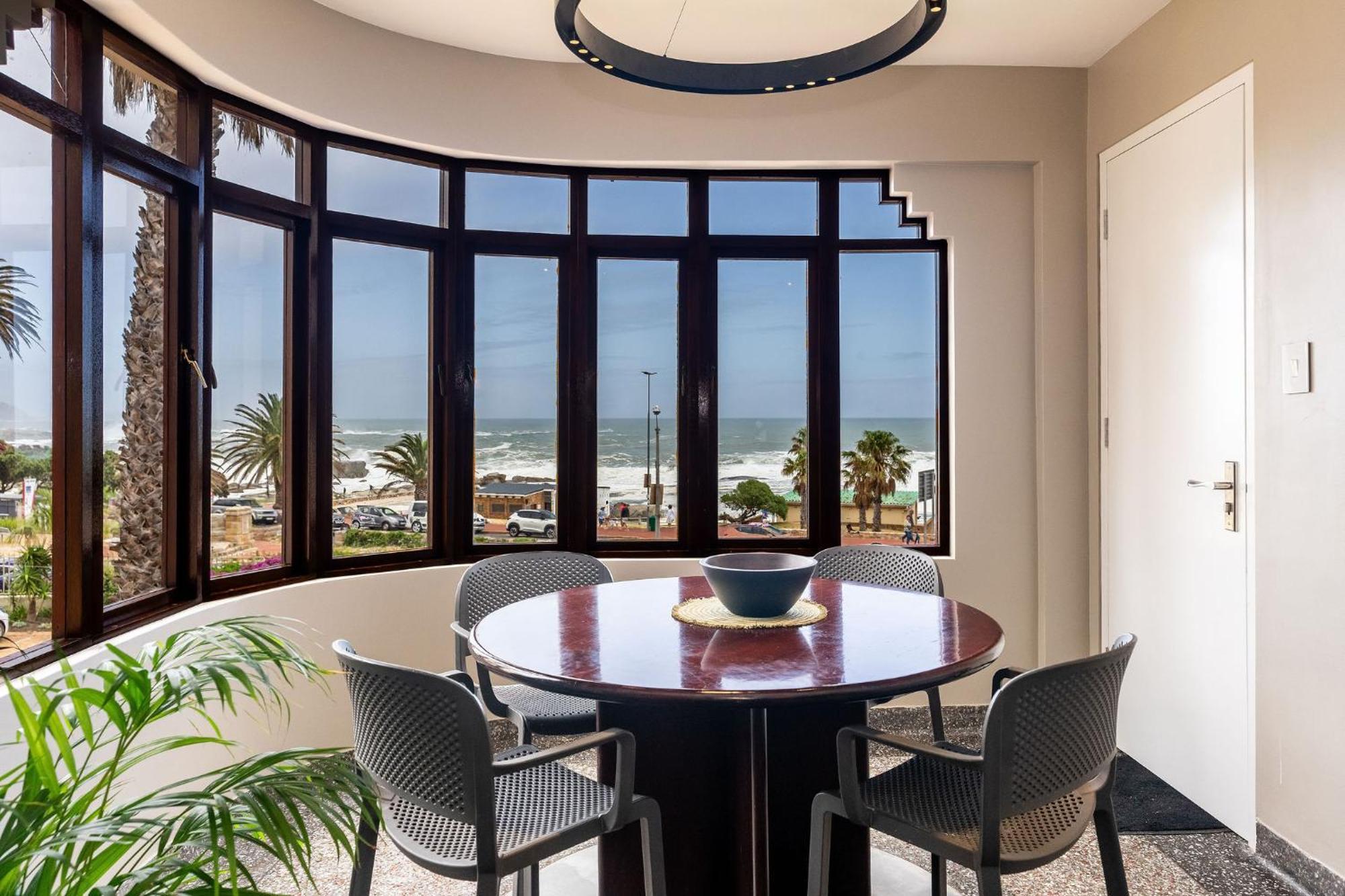 Tidal Pool Apartments - Camps Bay Kapstaden Exteriör bild