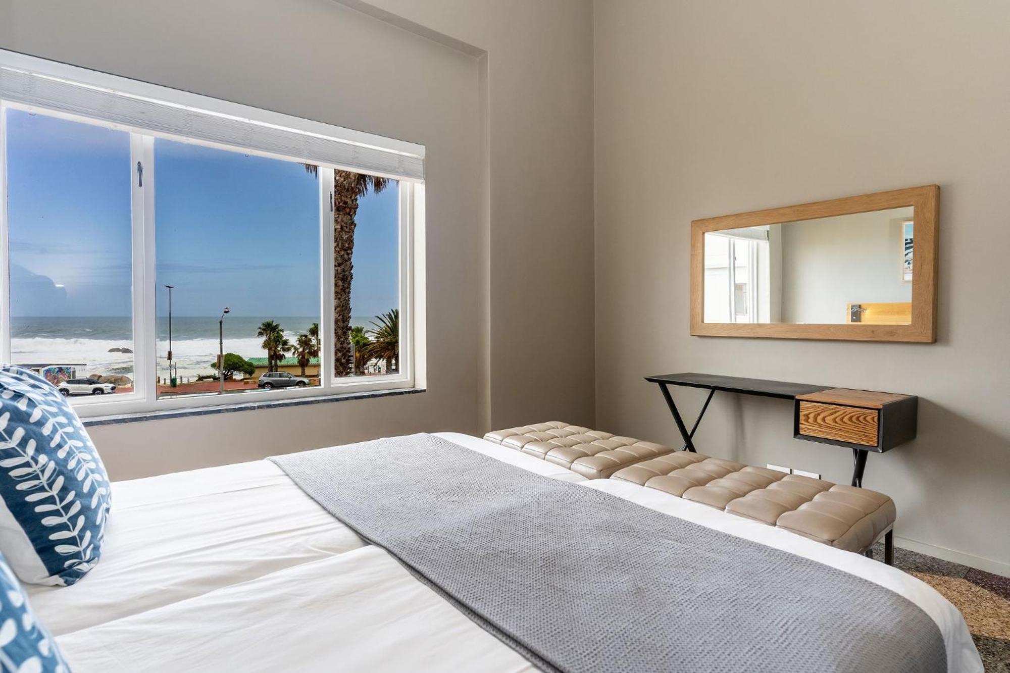 Tidal Pool Apartments - Camps Bay Kapstaden Exteriör bild
