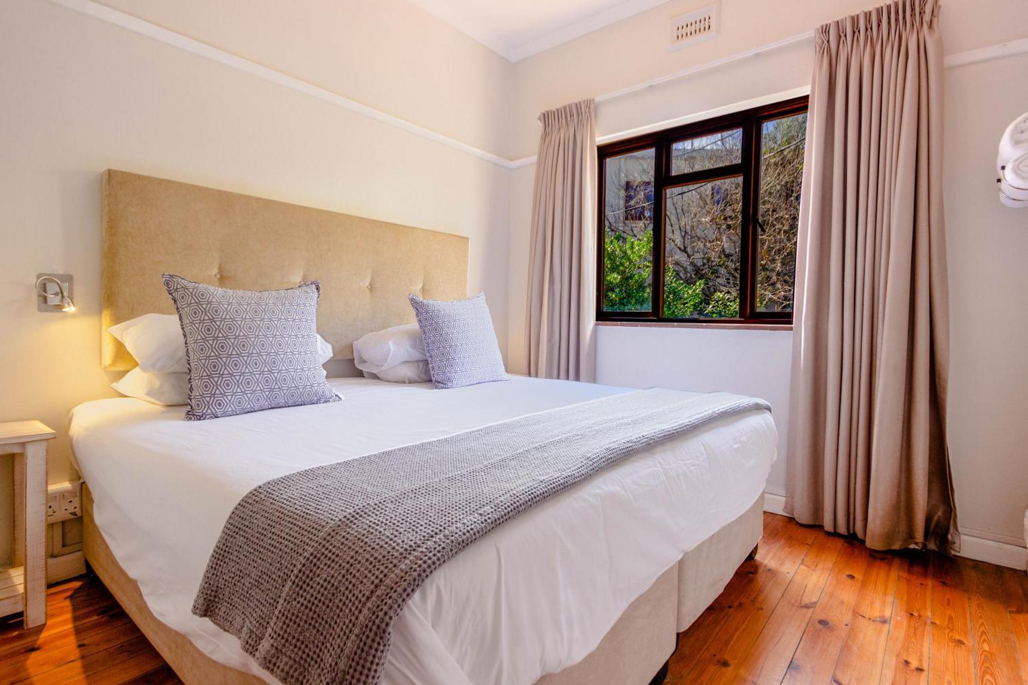 Tidal Pool Apartments - Camps Bay Kapstaden Rum bild