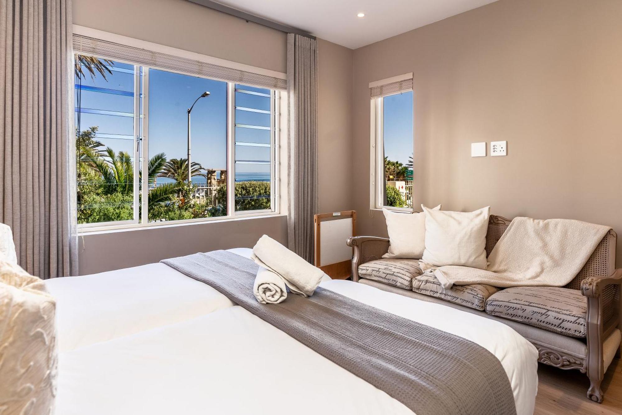 Tidal Pool Apartments - Camps Bay Kapstaden Exteriör bild