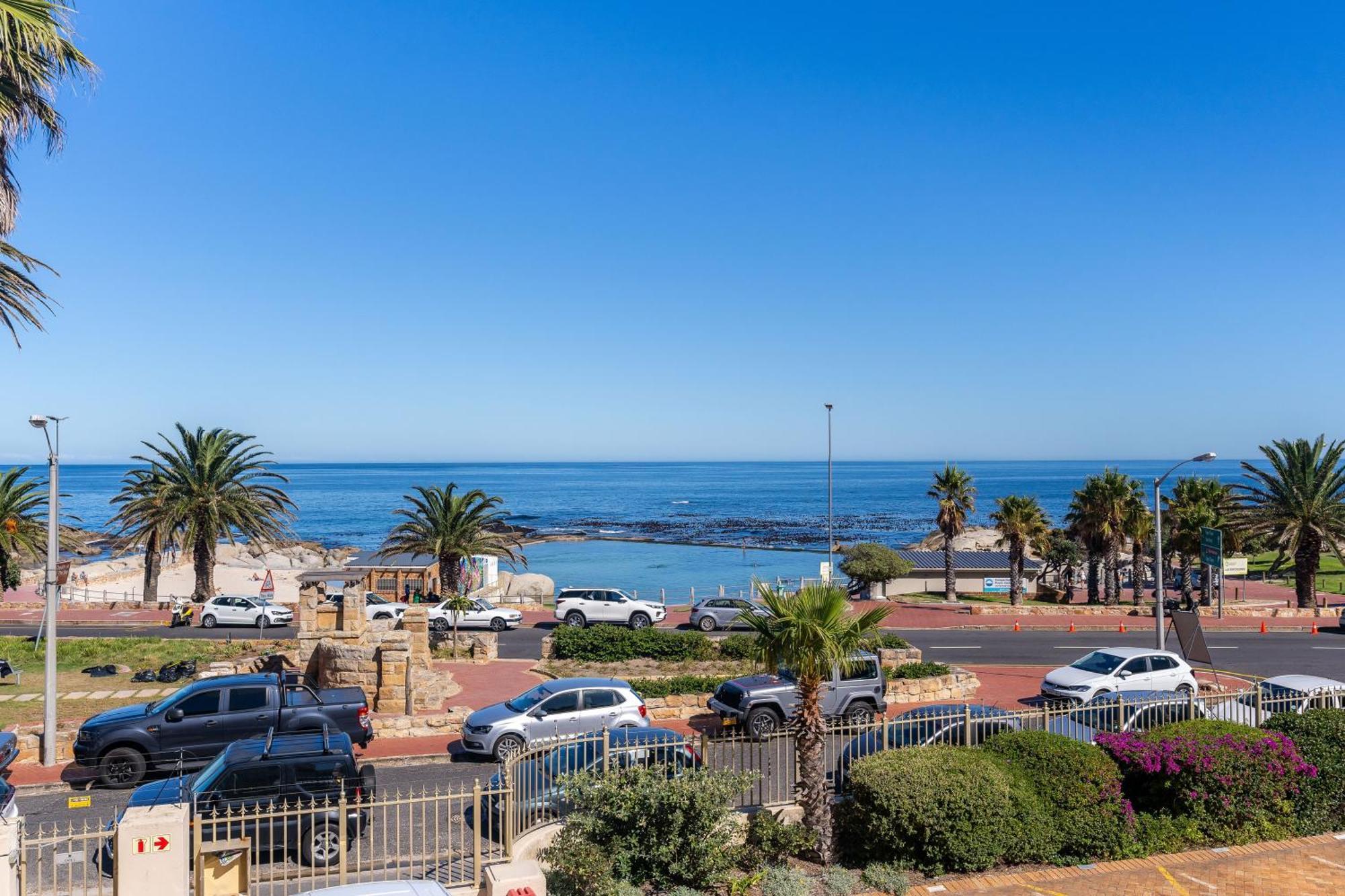Tidal Pool Apartments - Camps Bay Kapstaden Exteriör bild