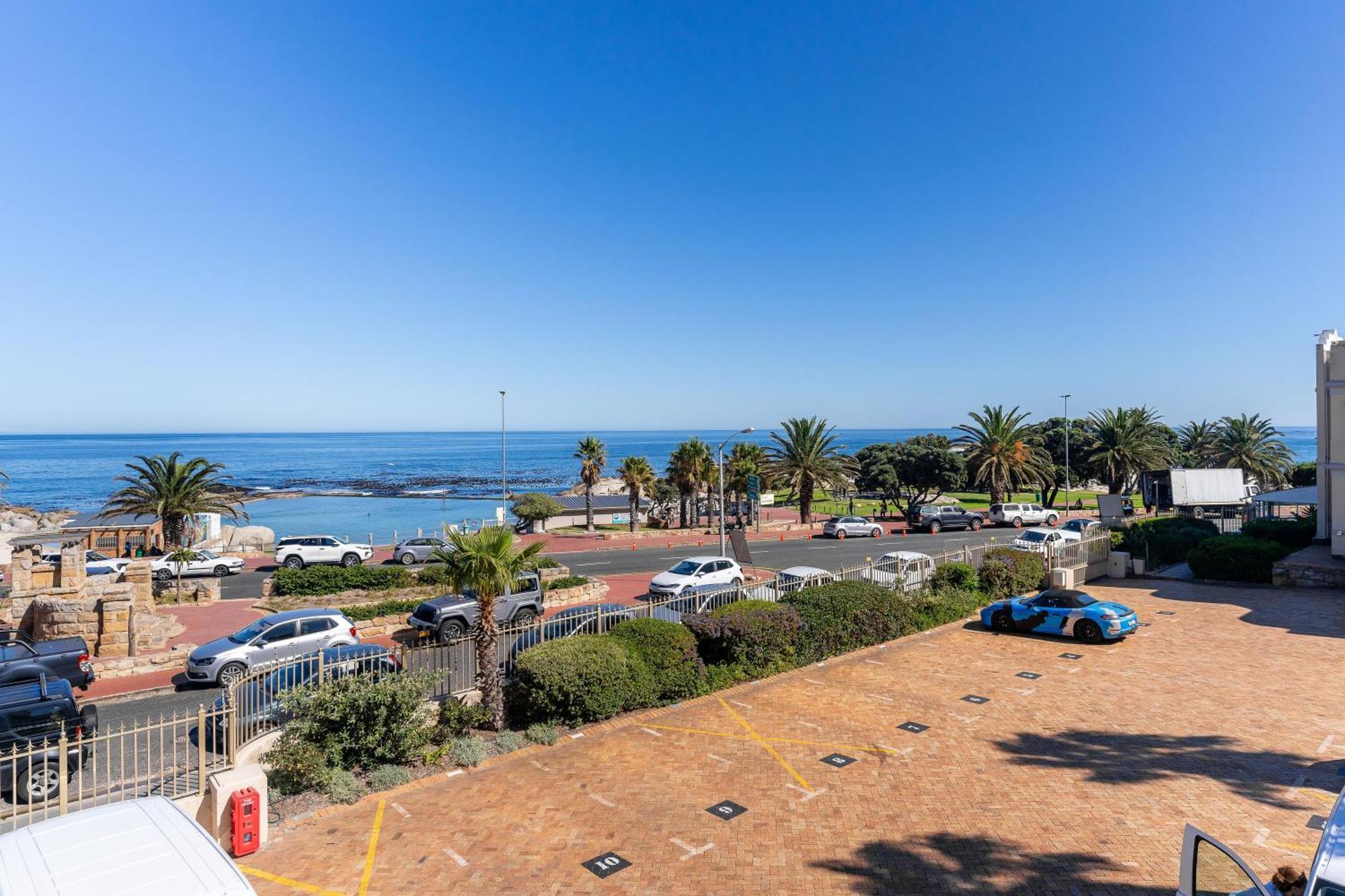 Tidal Pool Apartments - Camps Bay Kapstaden Exteriör bild